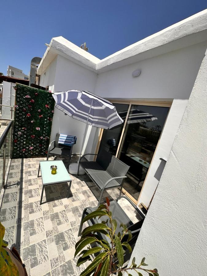 Aphrodites Suite Paphos Esterno foto